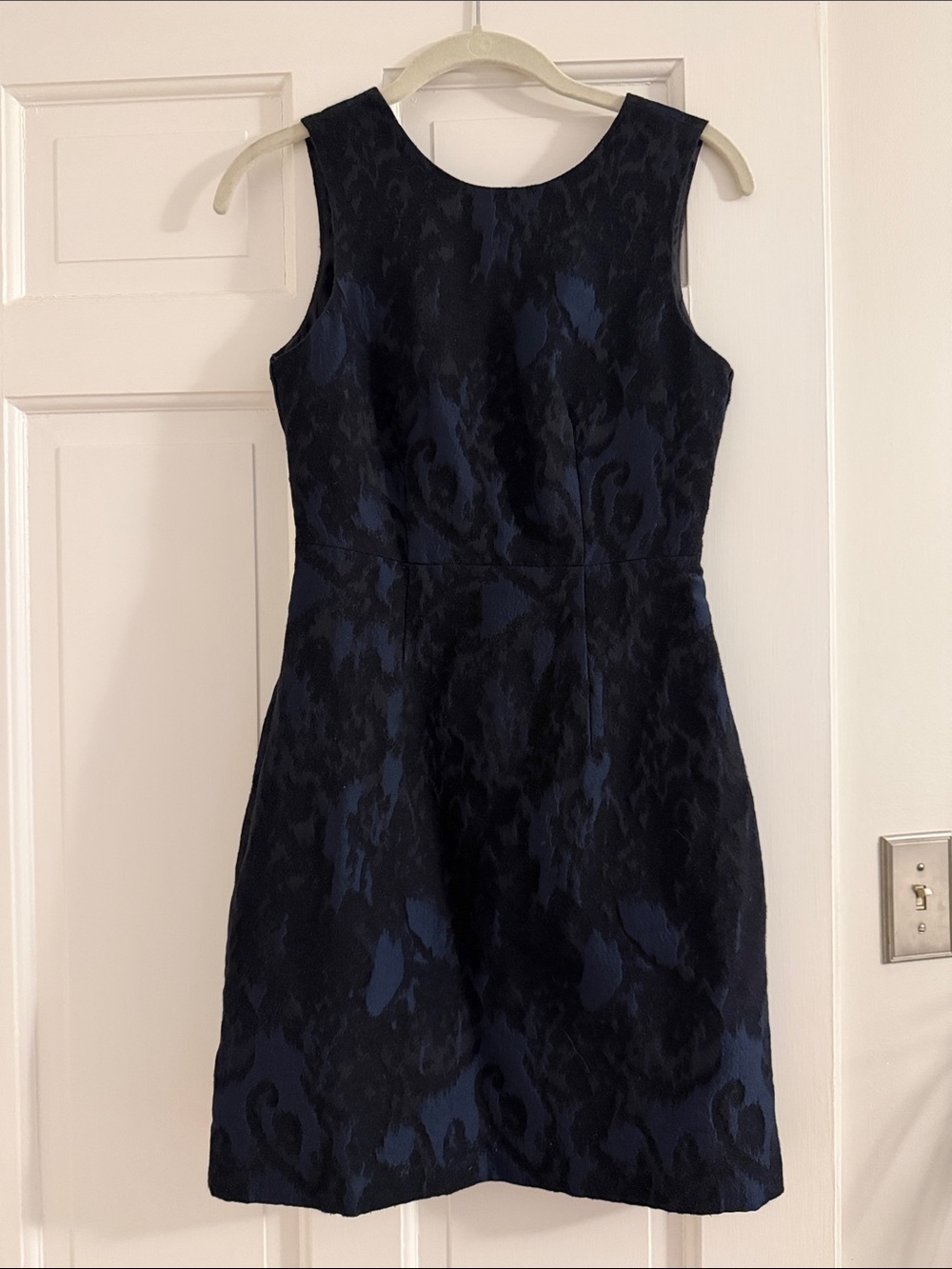 H&M Black and Navy Textured Sleeveless Jacquard Dress
